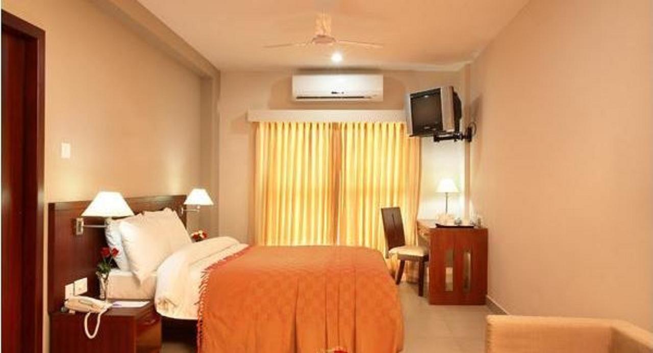 Broad Bean Cochin Hotel Kochi Exterior foto